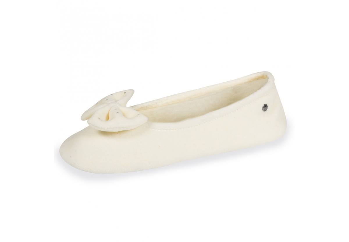 Isotoner Velours Ballerina met steentjes