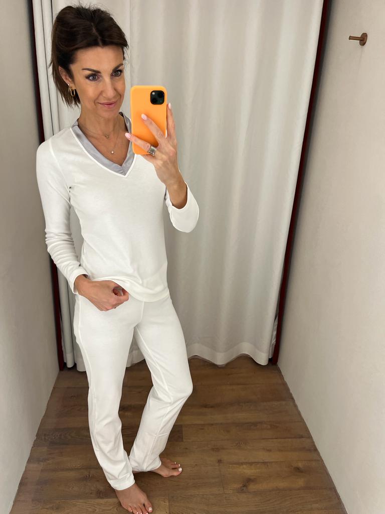 Vitamia Pyjama V-hals, boord grijs