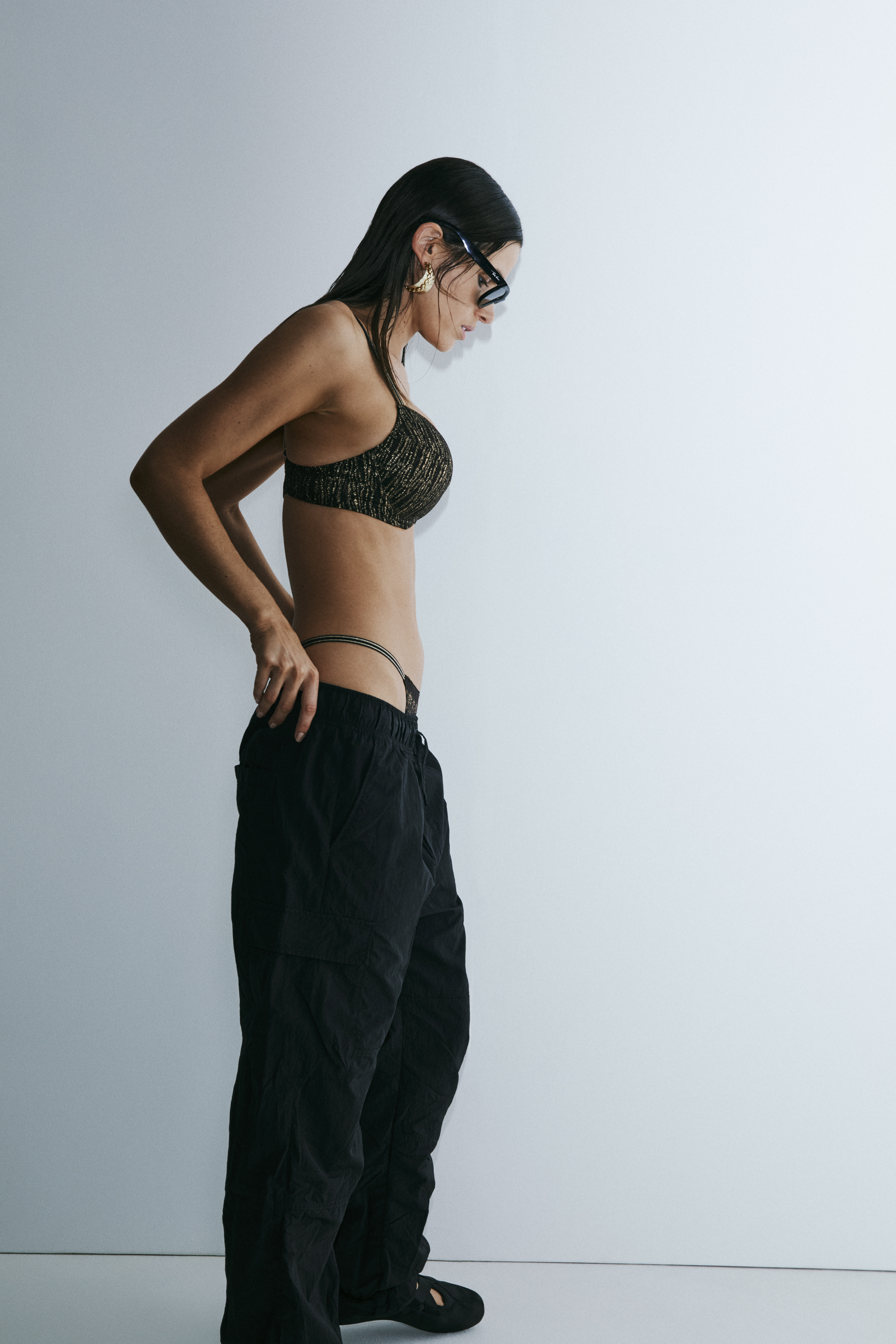 Sarda TABEI string sexy