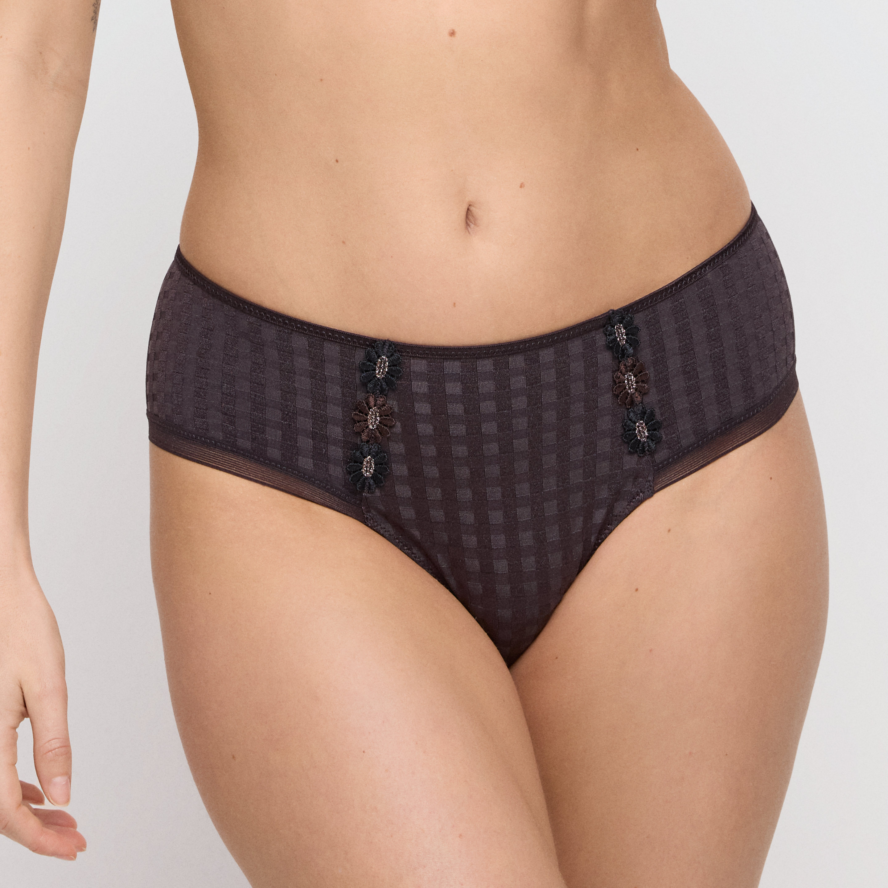 Marie Jo Avero hotpants