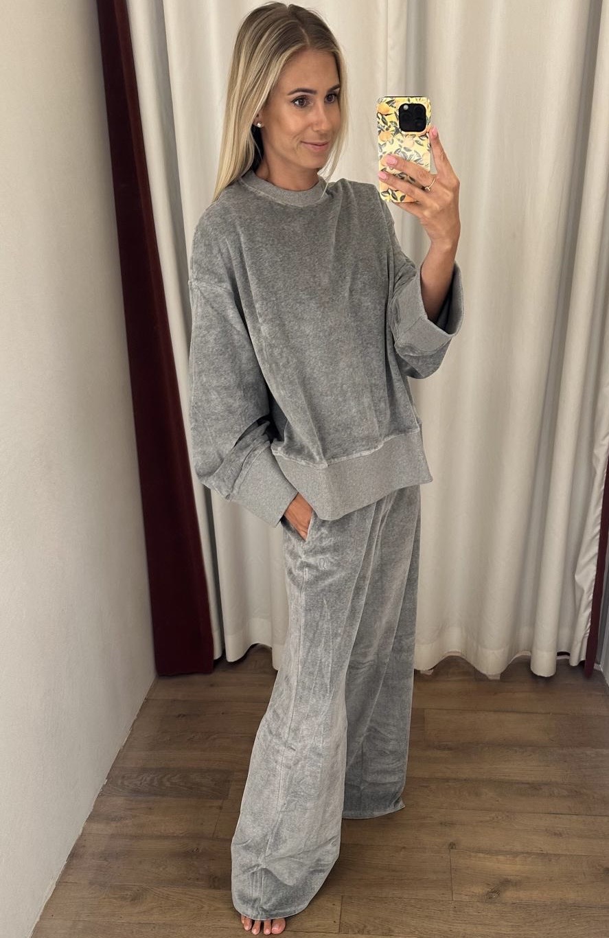 Love Sundaily Toba sweater + broek eman