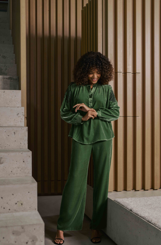 Marjolaine Bruna Huispak in velour met zijde