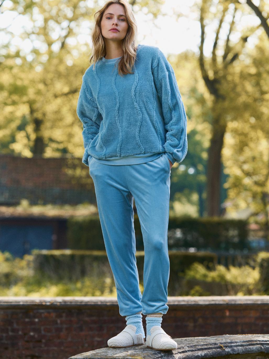 Lords x lilies sweater en broek