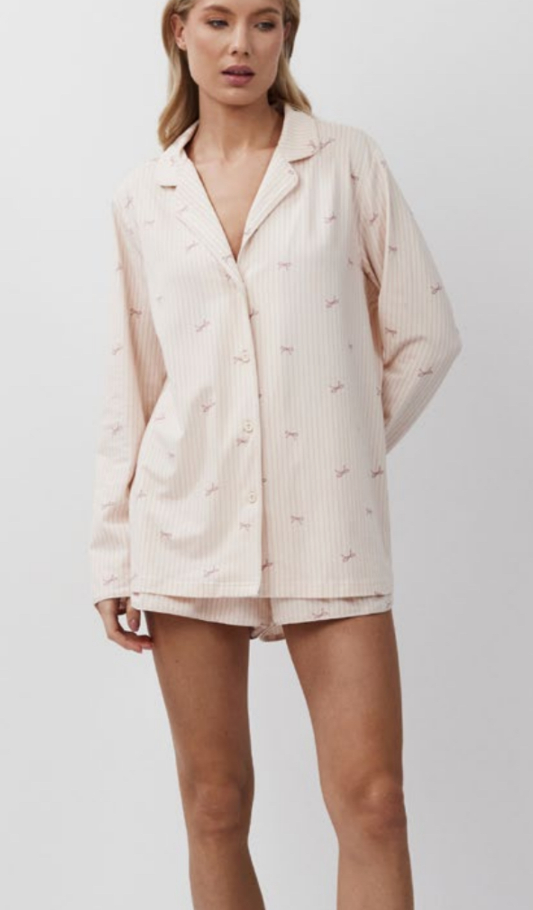 AruelleYvette pyjama met knopen met short